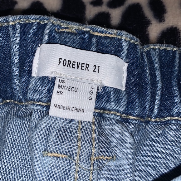 Forever 21 jeans - Picture 3 of 3